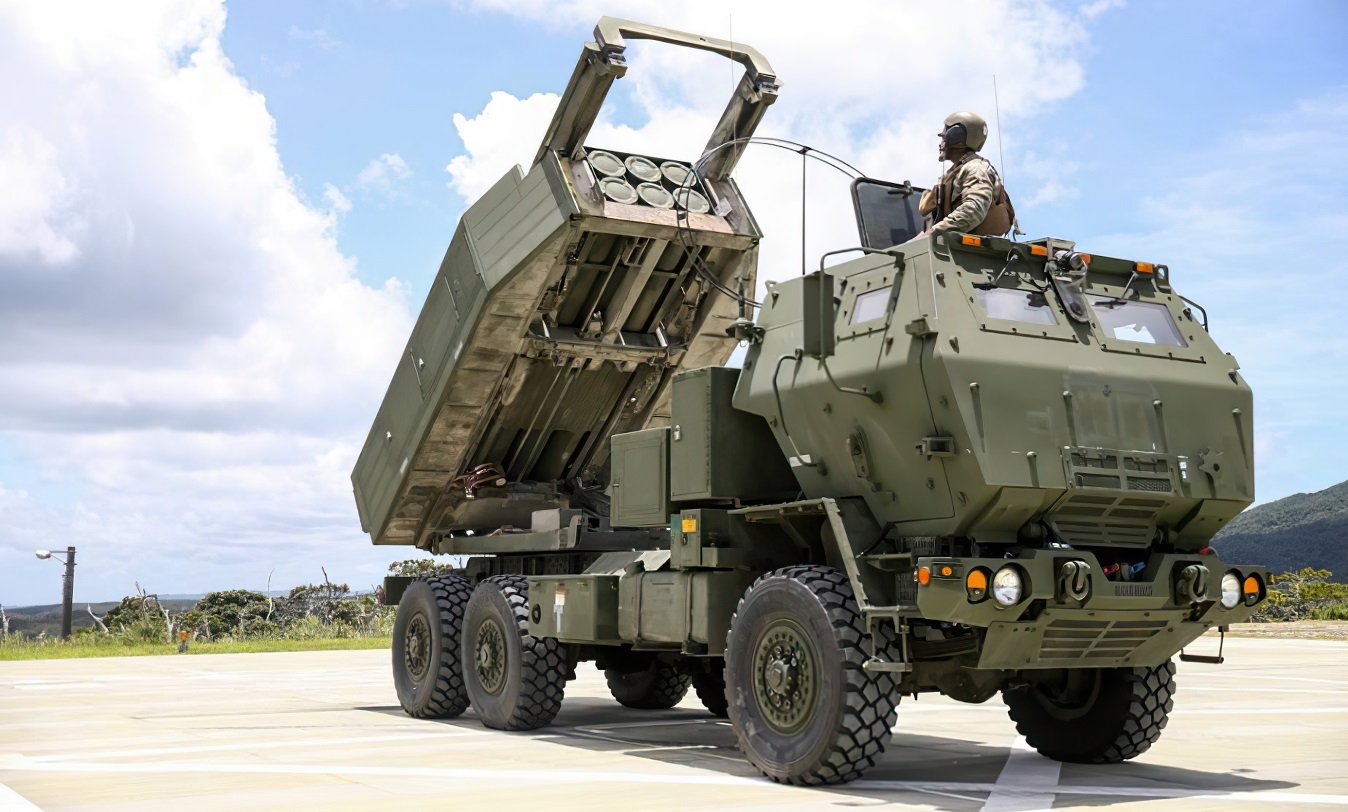 Міністр оборони Польщі запропонував відкрити «академію HIMARS»