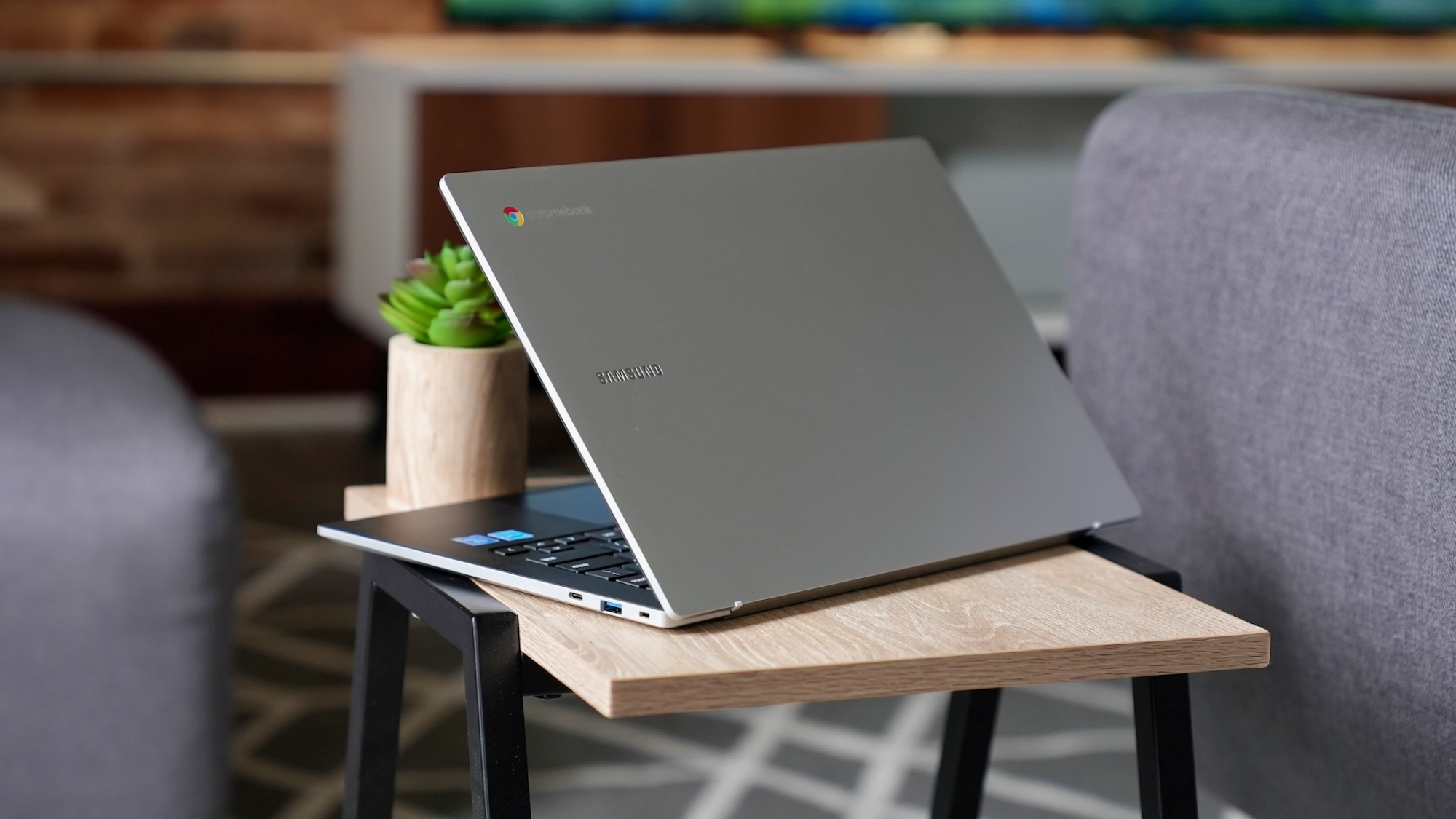 Google оголосив про початок виробництва Chromebook в Індії