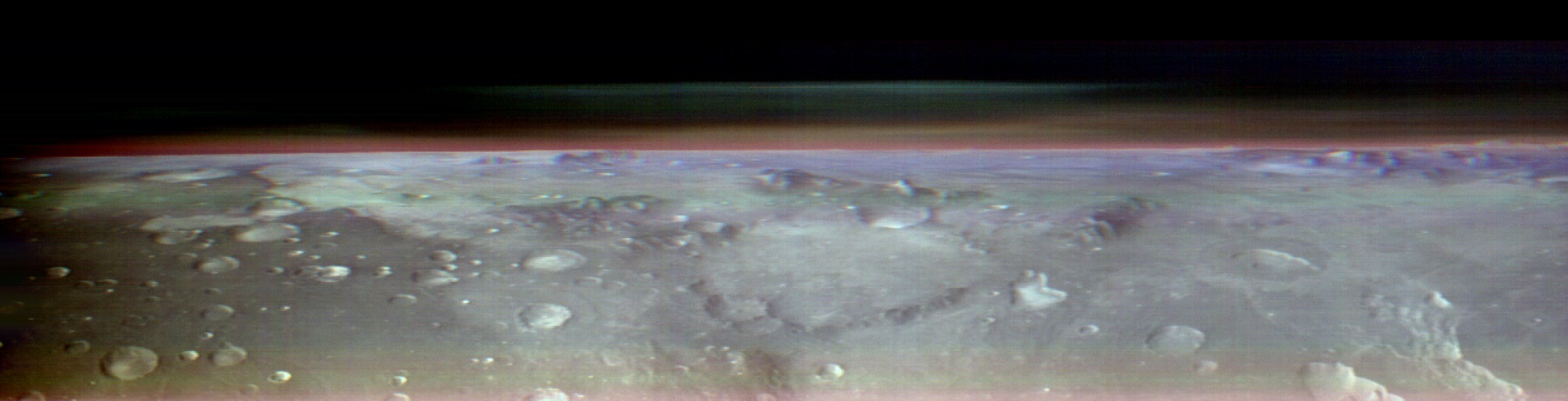 Апарат NASA зробив захоплюючі світлини горизонту Марсу та його супутника Фобоса