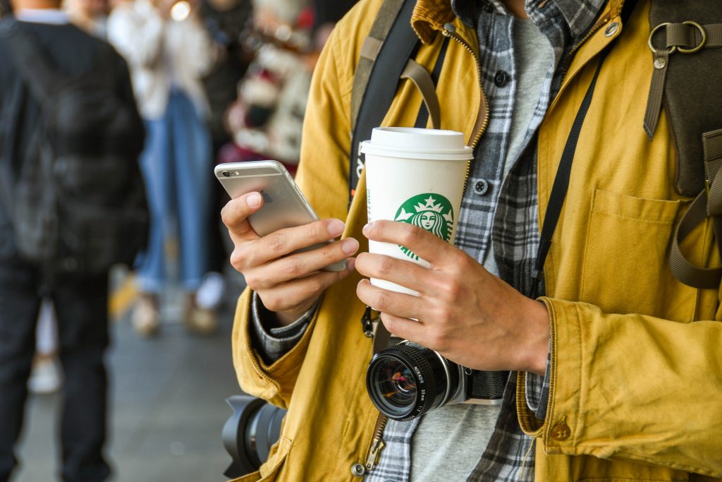 Стежити за приготуванням кави в Starbucks тепер можна в Dynamic Island на iPhone