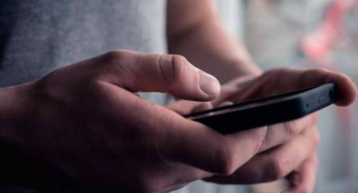 Російський додаток «Авіто» видалили з магазину App Store