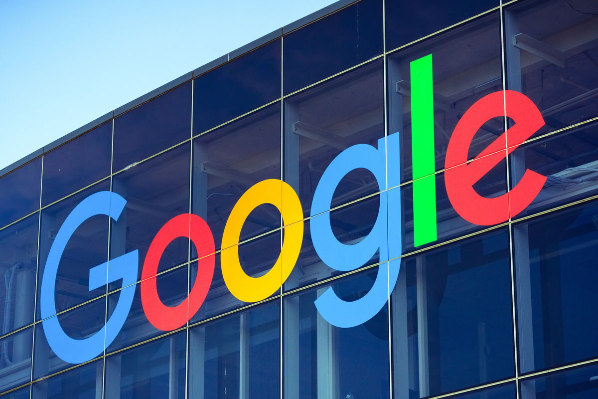 WSJ дізналася про виплачені Google $2,7 млрд для повернення IT-генія, який звільнився