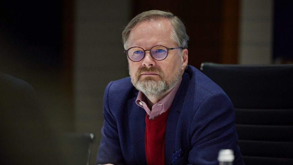 Акаунт прем’єра Чехії зламали: зловмисники опублікували фейк про напад Росії