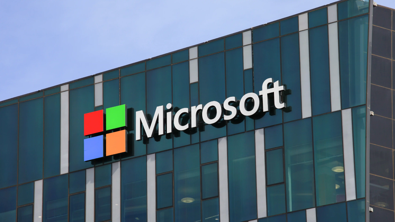 Microsoft звільнила працівниць, які протестували проти співпраці з Ізраїлем та розвитку ШІ