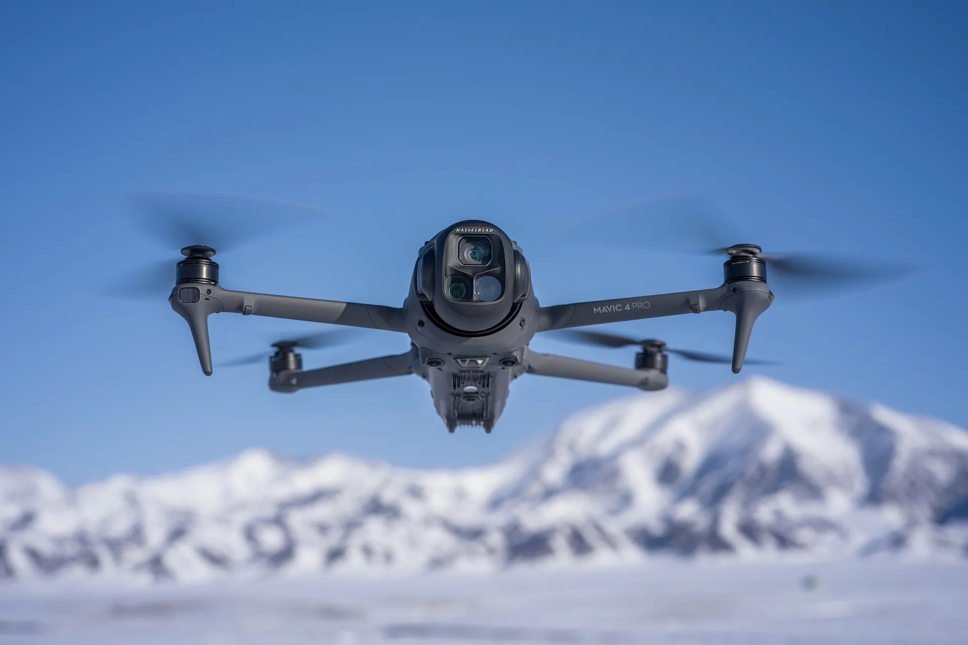 DJI показала Mavic 4 Pro