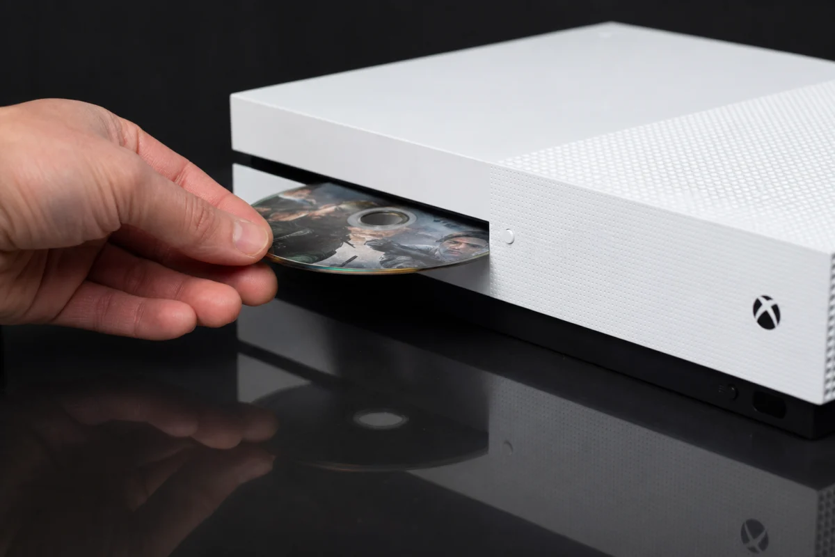 Xbox перетворює фізичні диски Xbox One на цифрові копії