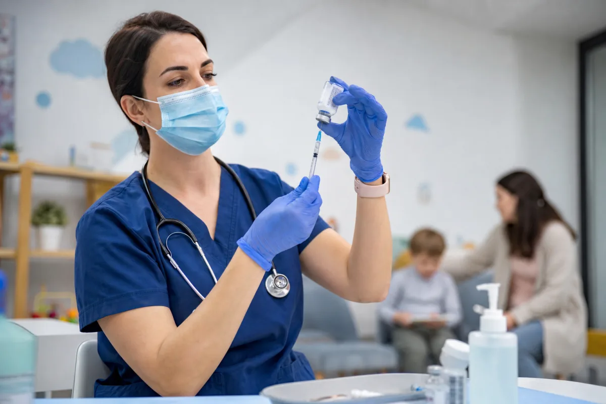 CDC США затримав постачання COVID-вакцин для дітей через федеральну програму