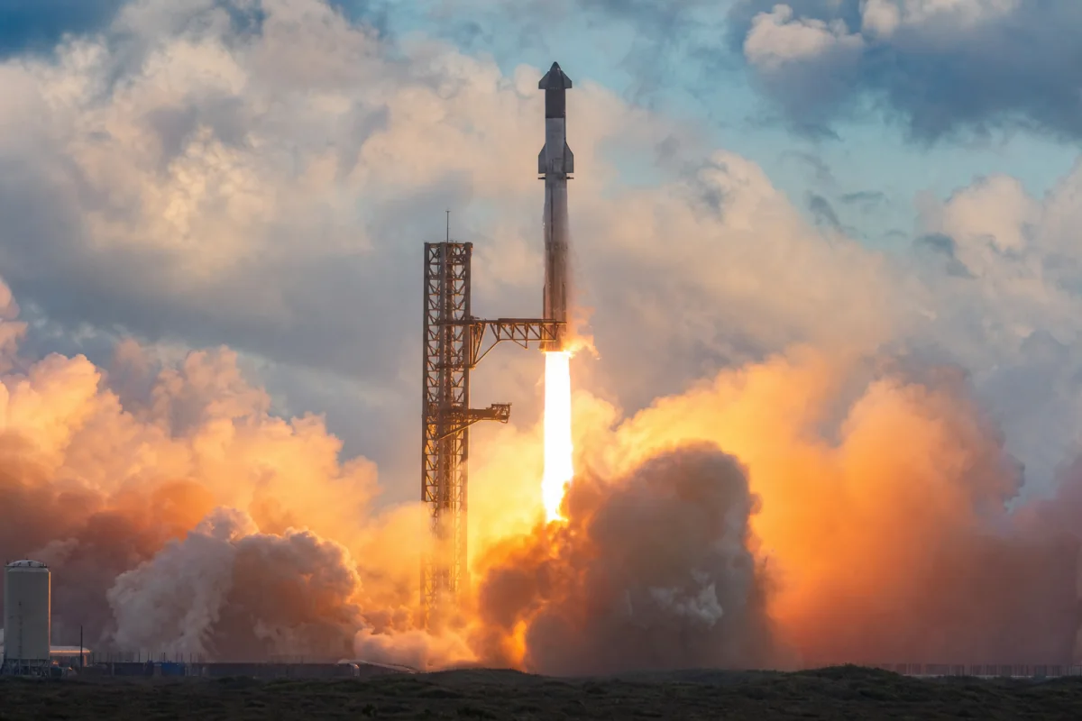 Ракета Starship компанії SpaceX уперше досягла орбіти Землі