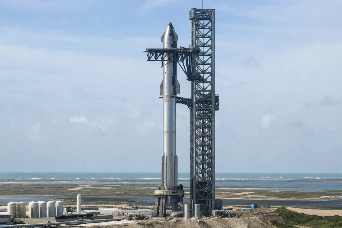 SpaceX планує вперше спіймати Starship і прискорювач Super Heavy