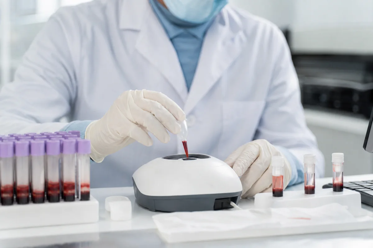 Спадщина Theranos досі впливає на розробку аналізів крові