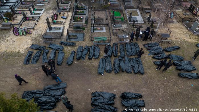 МЗС запустило версію архіву російських злочинів в Україні російською мовою