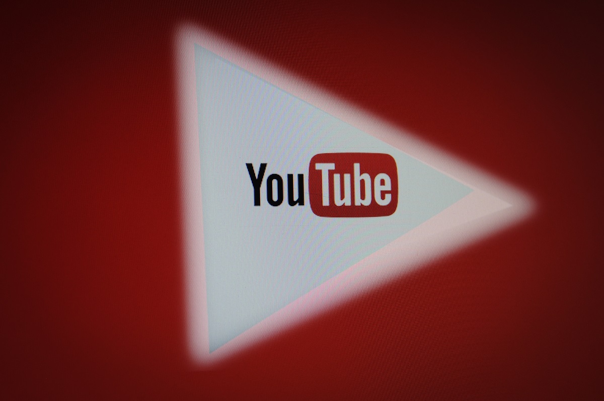 YouTube запустив навчальний розділ для дистанційного навчання українських школярів